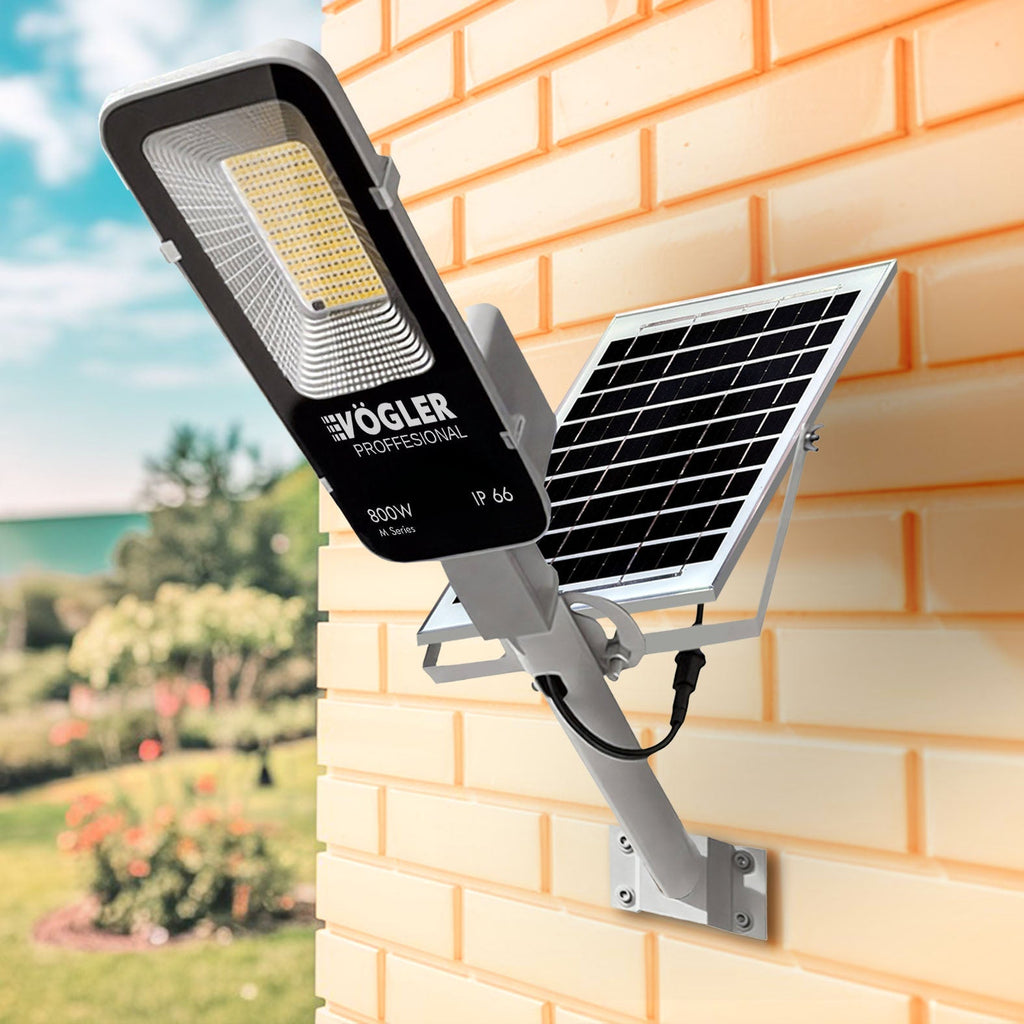 Snažna solarna lampa, senzor sumraka, daljinski upravljač, Vögler Professional 800W