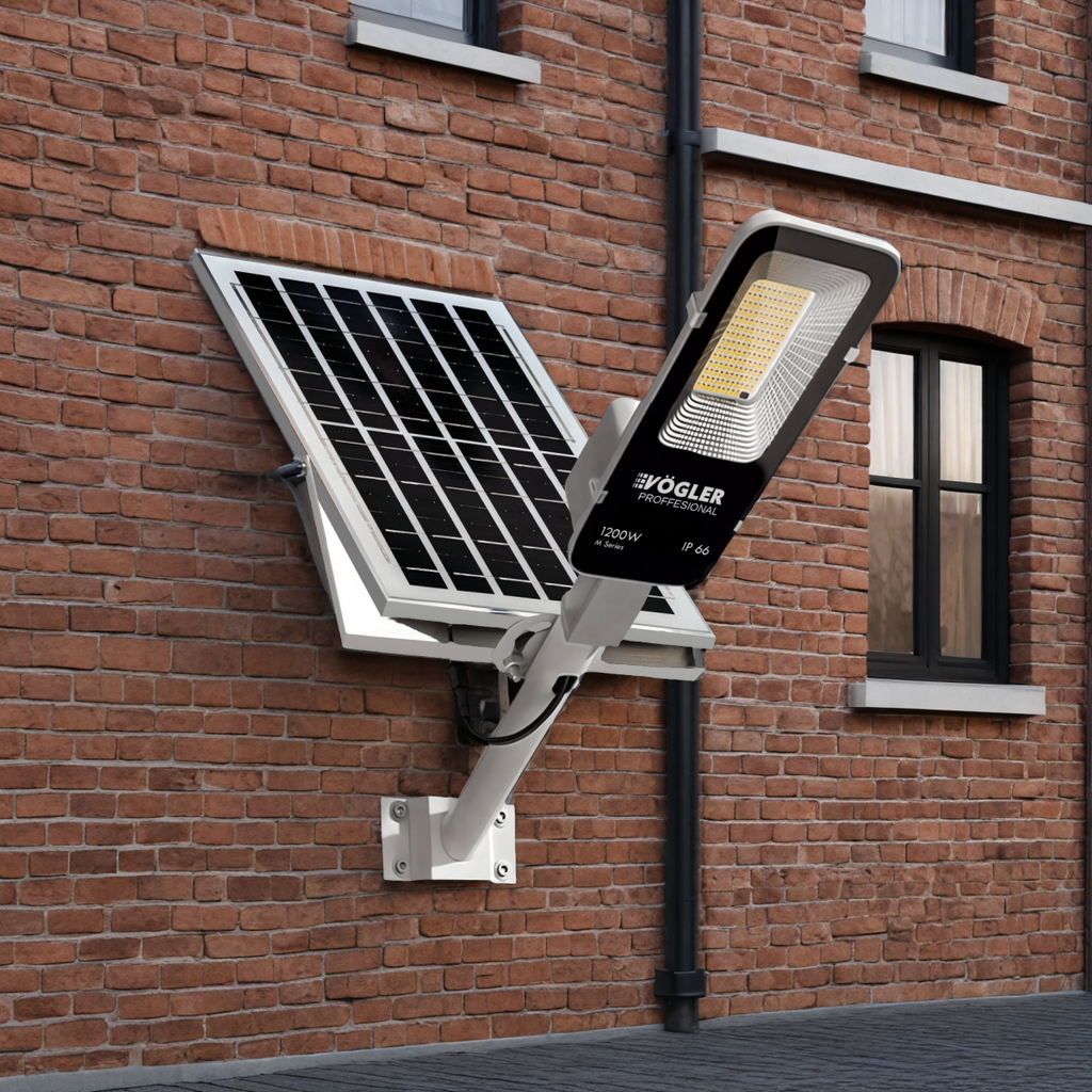 Snažna solarna lampa, senzor sumraka, daljinski upravljač, Vögler Professional 1200W